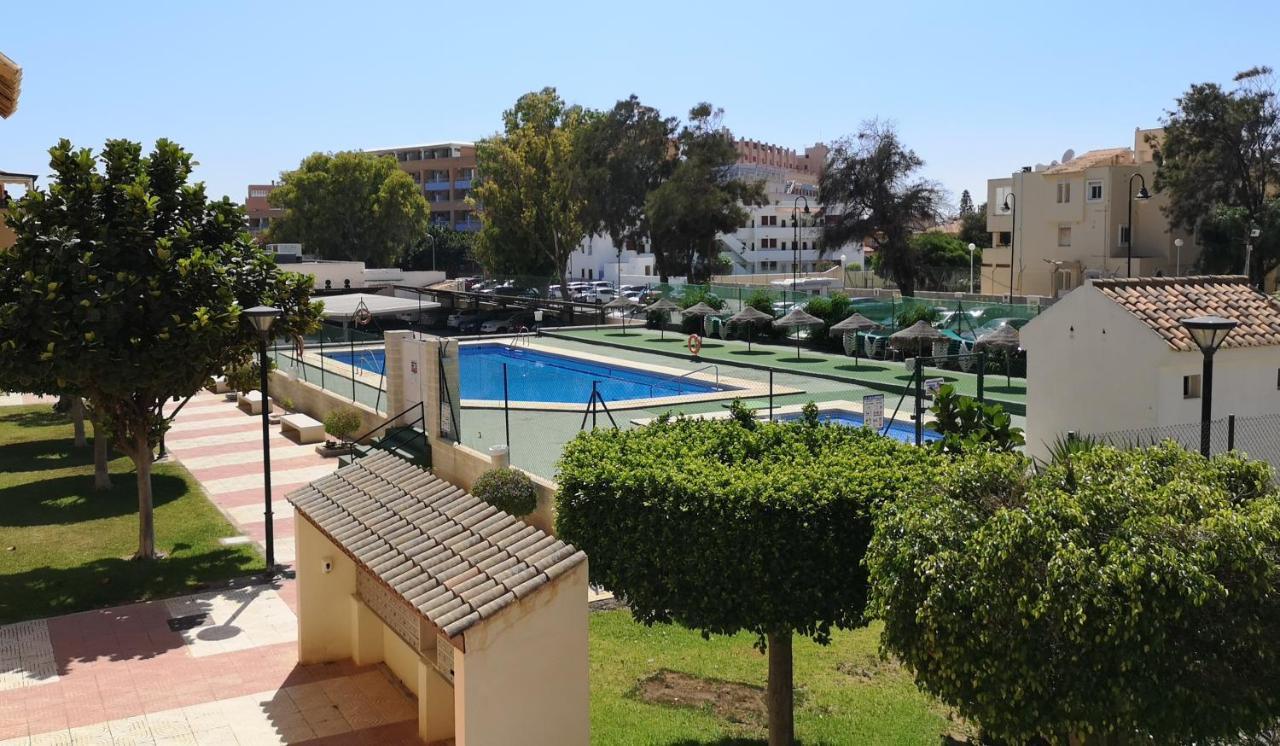 Apartamento Los Flamencos Roquetas de Mar Luaran gambar